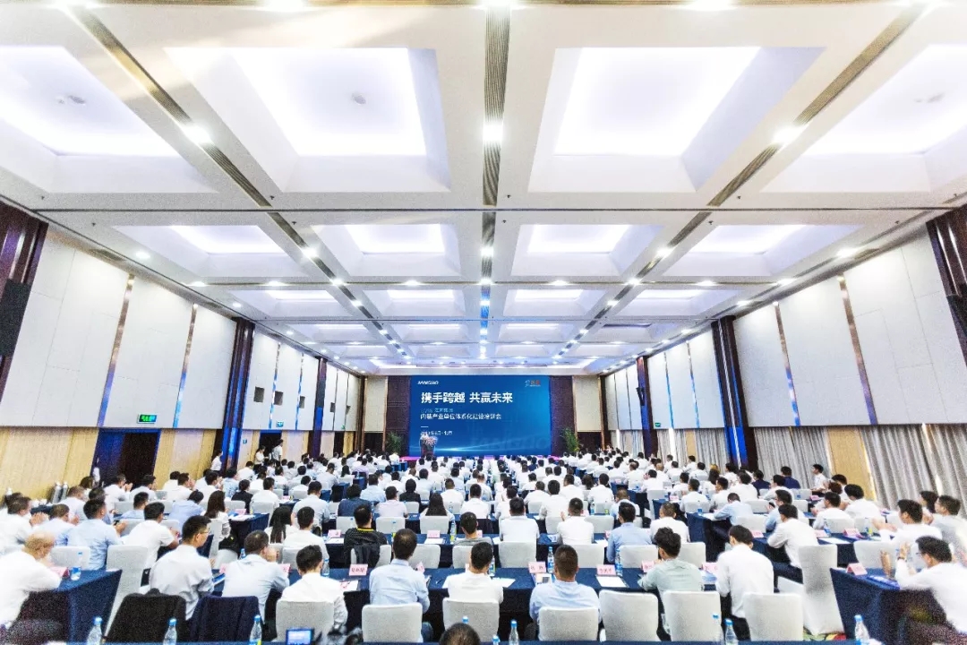 全面发力 推动集团内装产业快速发展 ——江河集团举办内装产业体系化建筑培训大会